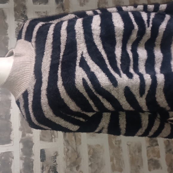 Twine & String oversized Sweater - Picture 4 of 9